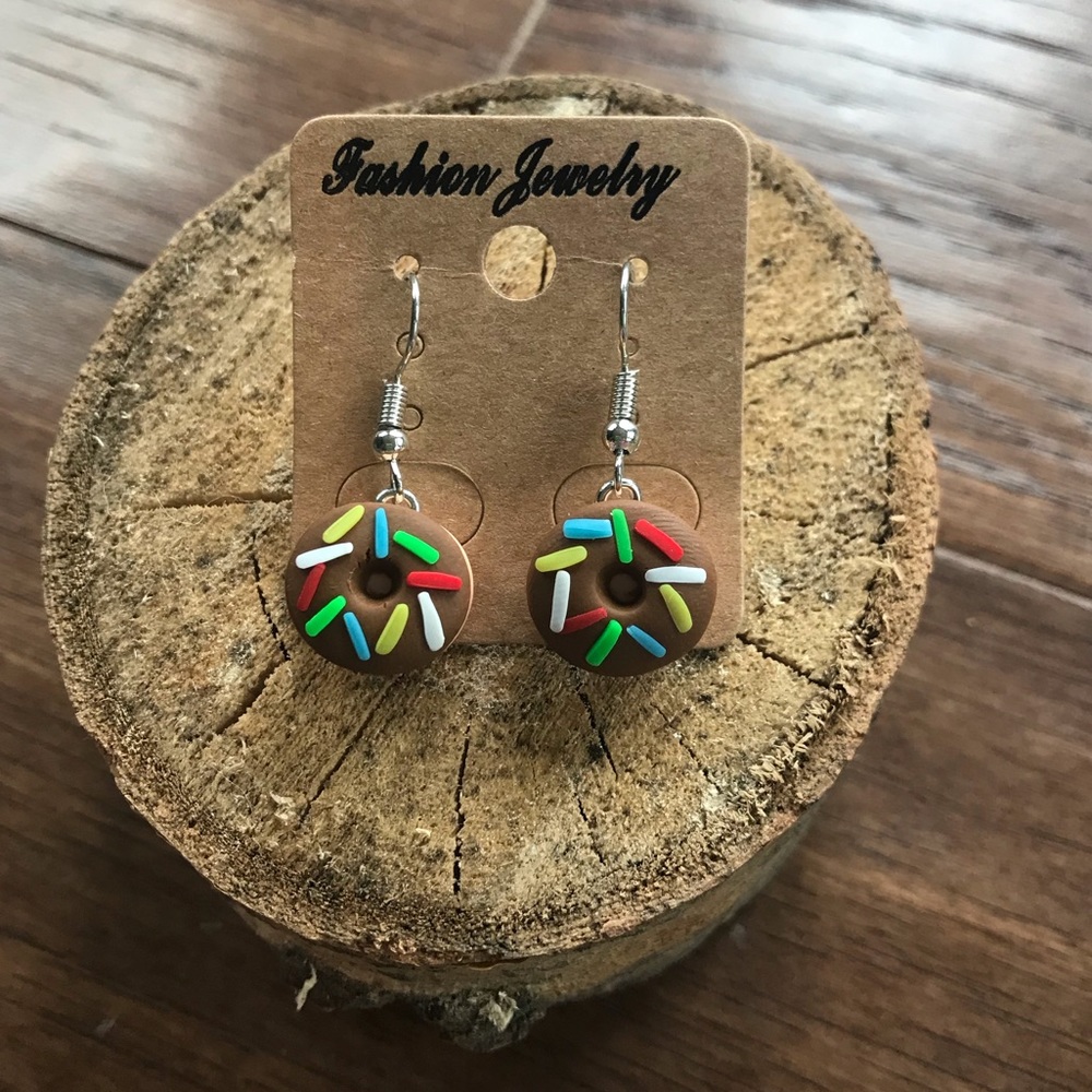 🍩 Chocolate Sprinkle Donut Dangle Earrings
